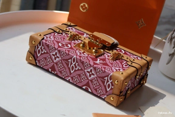 SINCE MALLE LOUIS VUITTON 1854 PETITE 0119